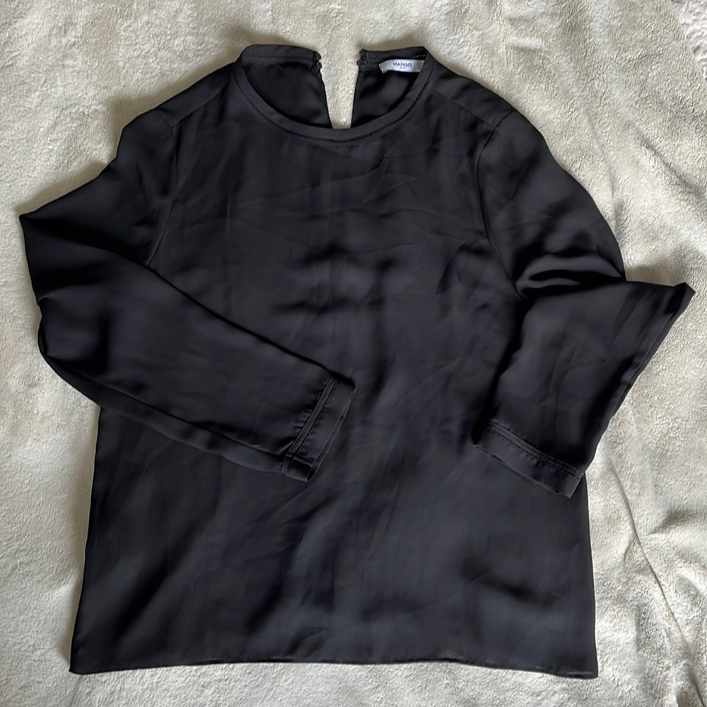 Black blouse